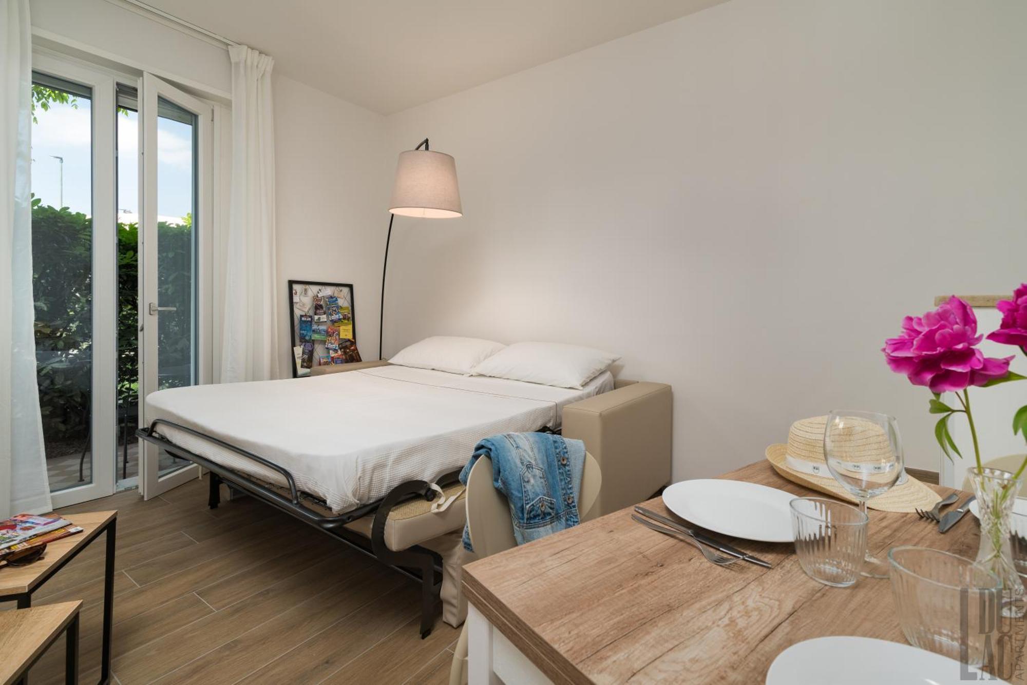 Belle Maison - Du Lac Apartments Sirmione Eksteriør bilde